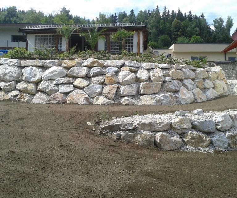 Gartenmauer